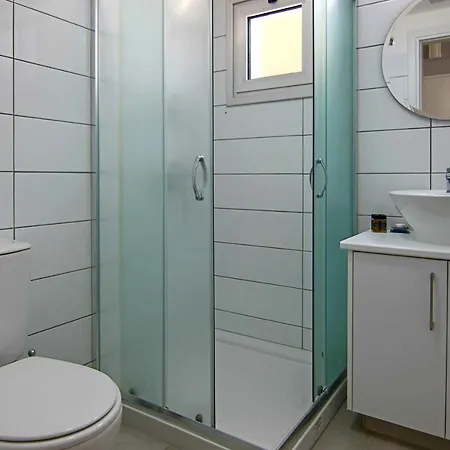 Phaedrus Living View Fountain Court 08 *