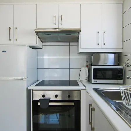 Phaedrus Living City View Fountain Court 08 شقة أيا نابا